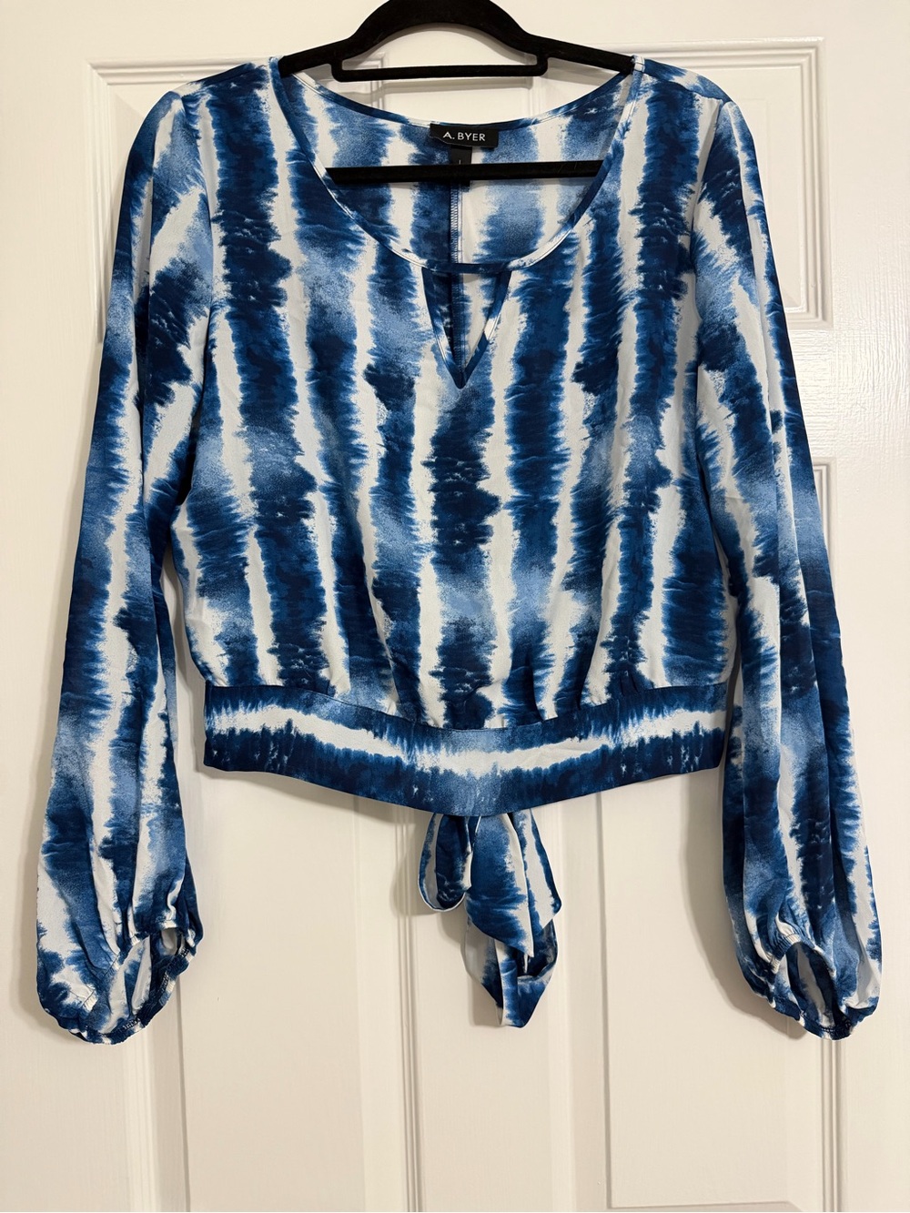 A. Byer Blue and White Tie-Dye Long Sleeve Tie-Front Top